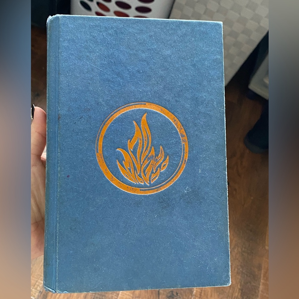 Divergent book hardcover